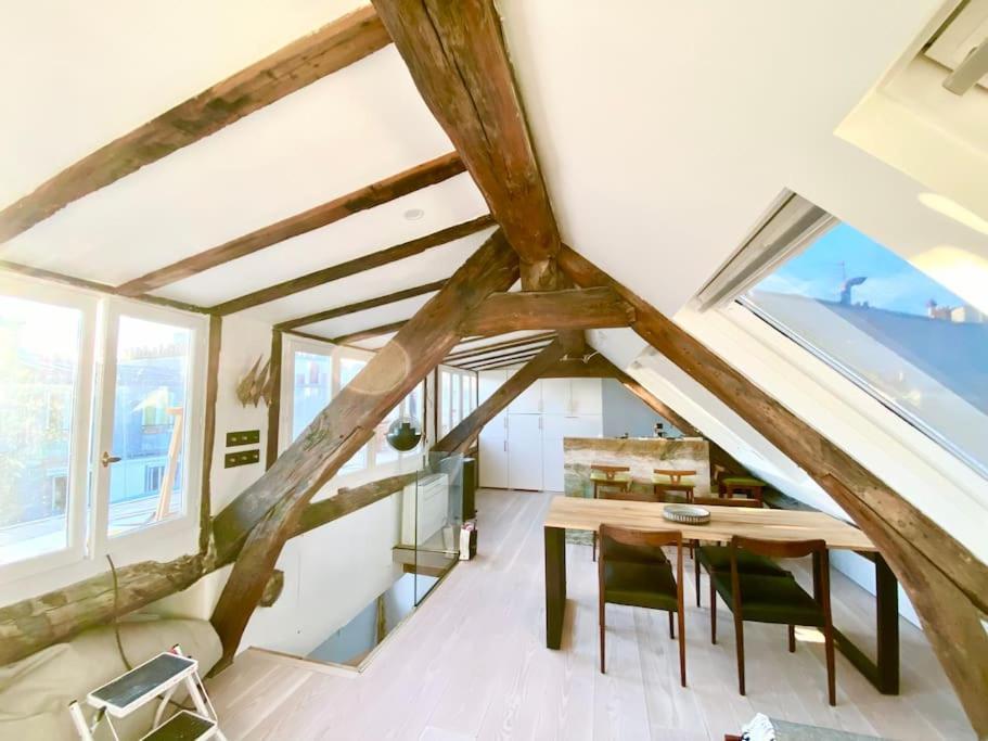 Penthouse With Terrasse And View On Eiffel Tower * Paris